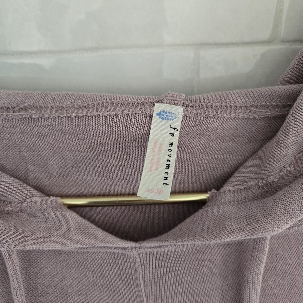 Free People FP Movement Back Into It Cutout Hoodie Sweatshirt Moonlight Mauve XS - Picture 4 of 9